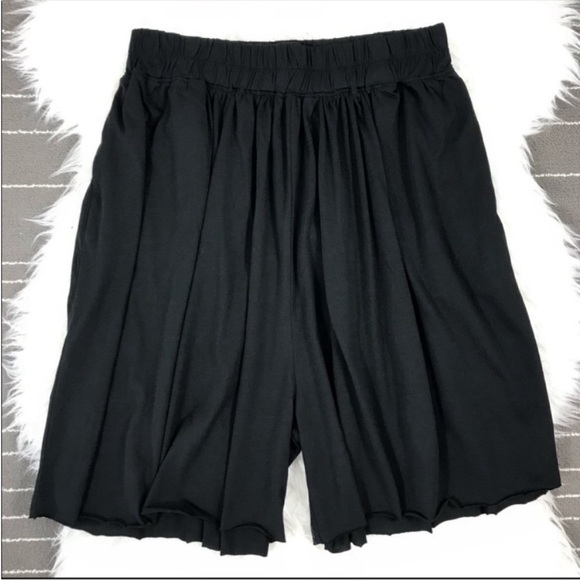 NEW Lunya high rise wide leg shorts - Picture 2 of 7